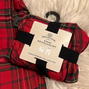 NWT Unisex Bee & Willow Kids Pajama Set Sz XS (4-5)